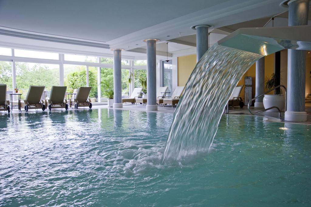 Hofgut Georgenthal Hotel Hohenstein ภายนอก รูปภาพ