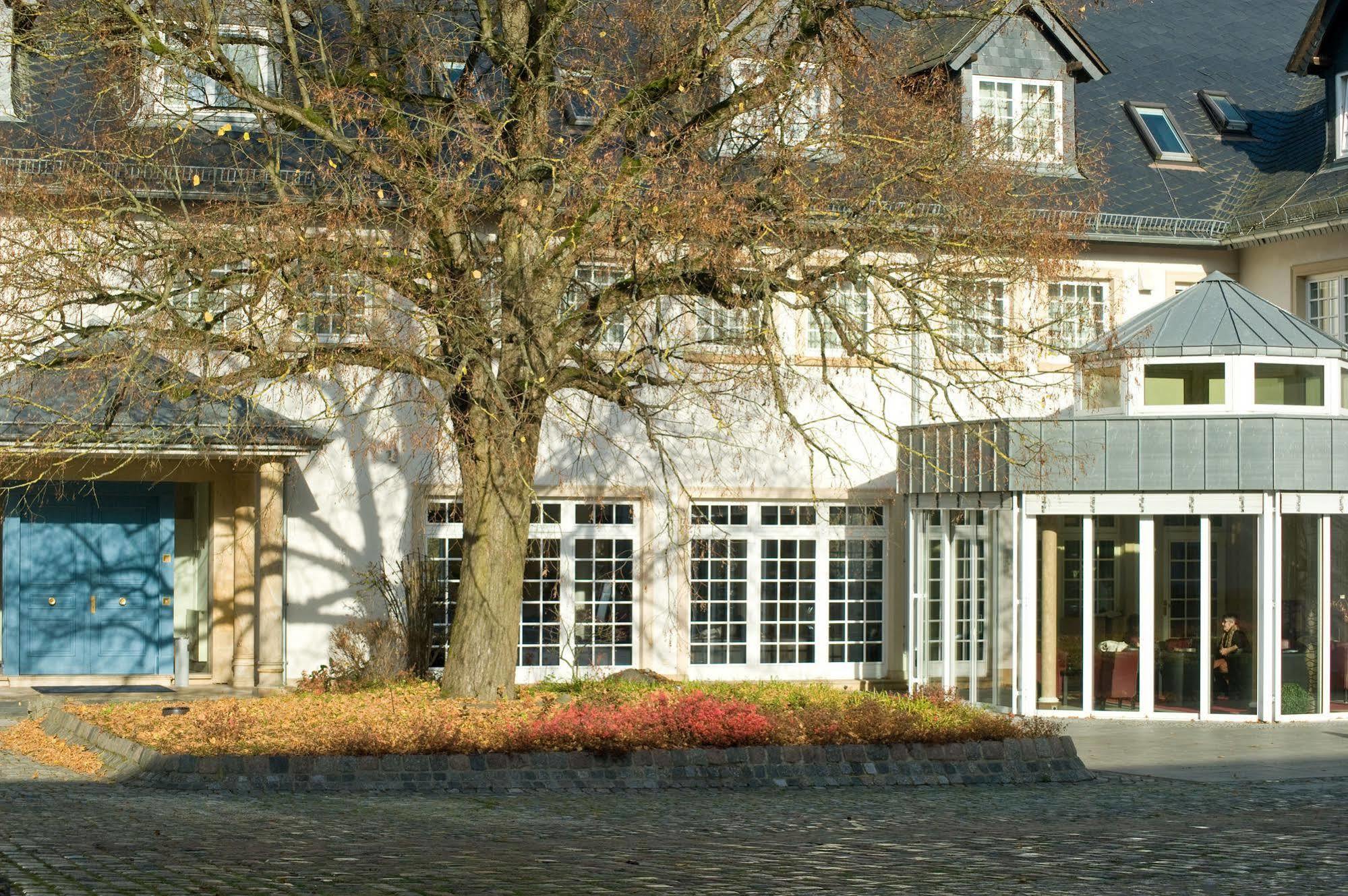 Hofgut Georgenthal Hotel Hohenstein ภายนอก รูปภาพ